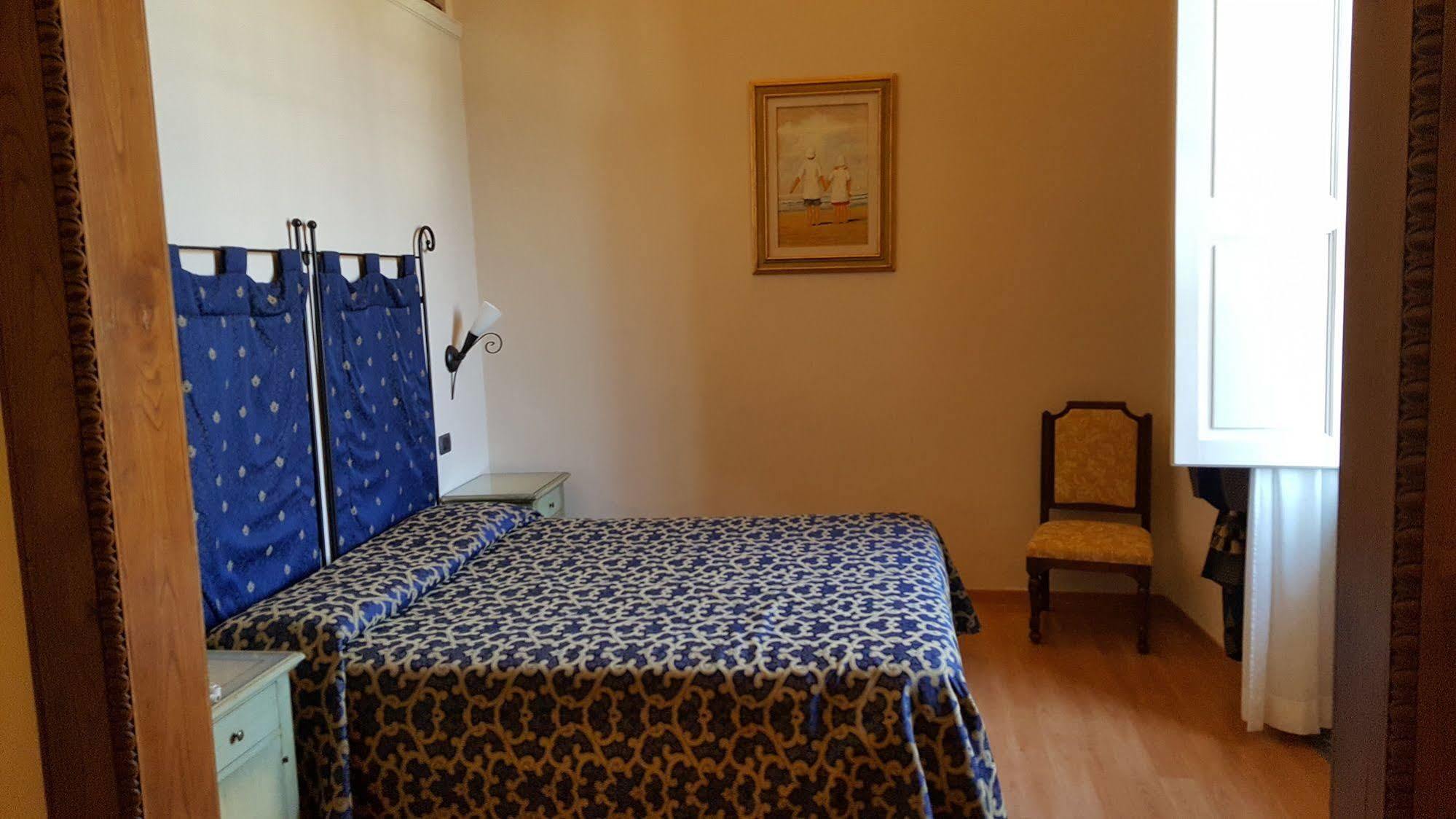 Residence La Repubblica Флоренция Екстериор снимка