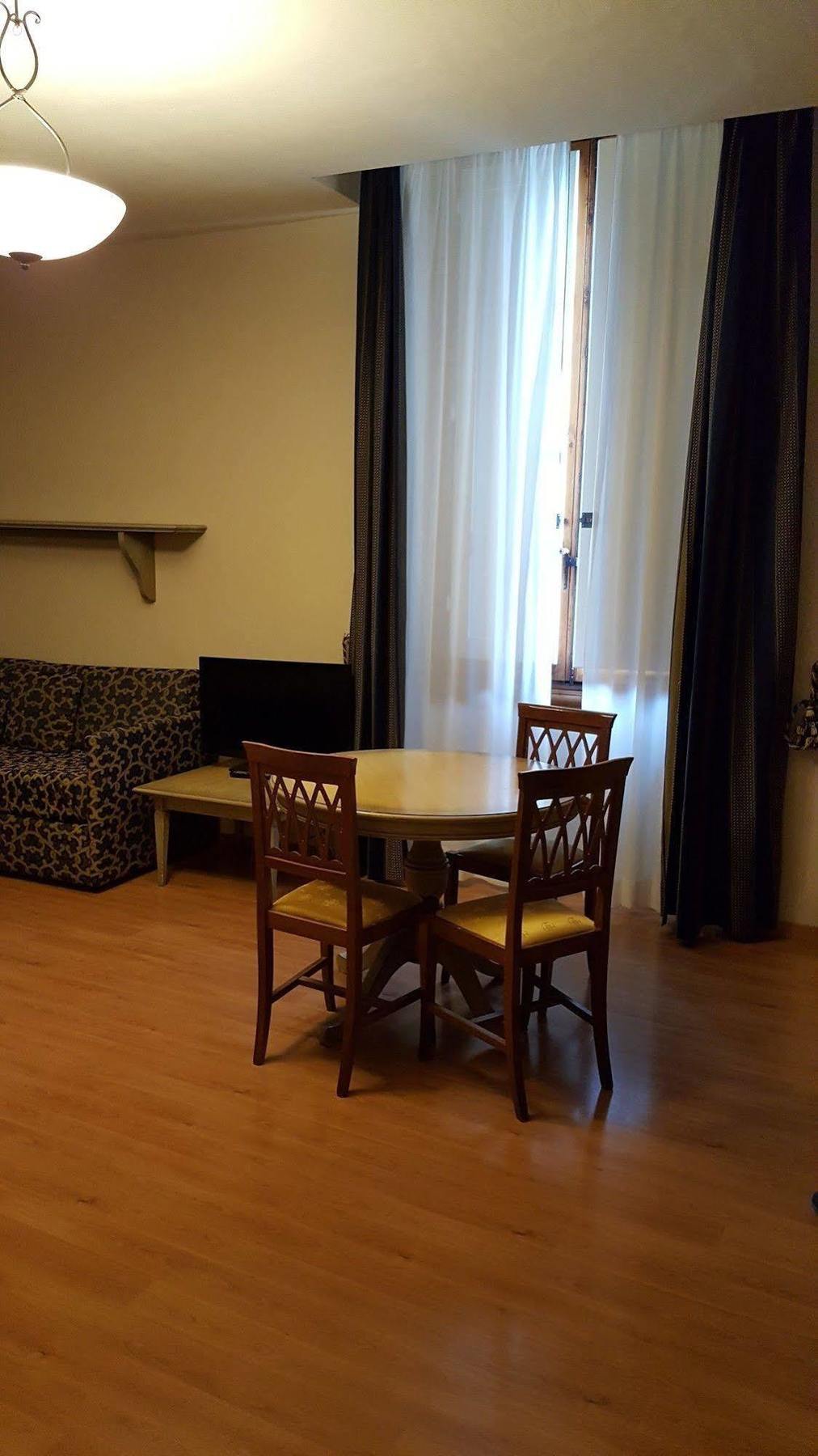 Residence La Repubblica Флоренция Екстериор снимка
